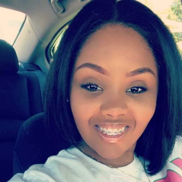 Meet your Posher, Katoya - Picture 1 of 1